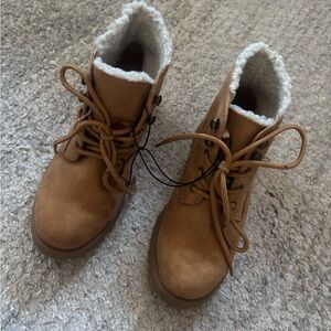 Cliffs by WHITE MOUNTAIN Tan Winter Boots